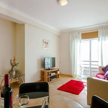아파트 Apartment Praia